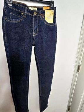 Hybrid Company Skinny Jeans in Blue Size 3/Long NWT